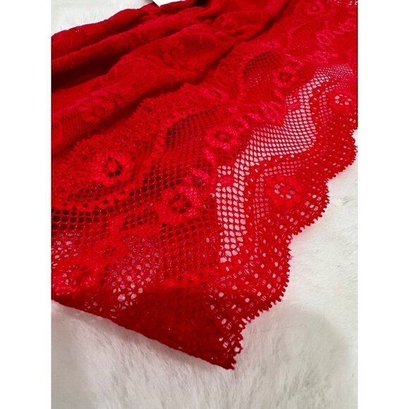 New b.tempt'd by Wacoal Size S Lace Kiss Bandeau Bra Red Soft, lace, mesh - Picture 6 of 9